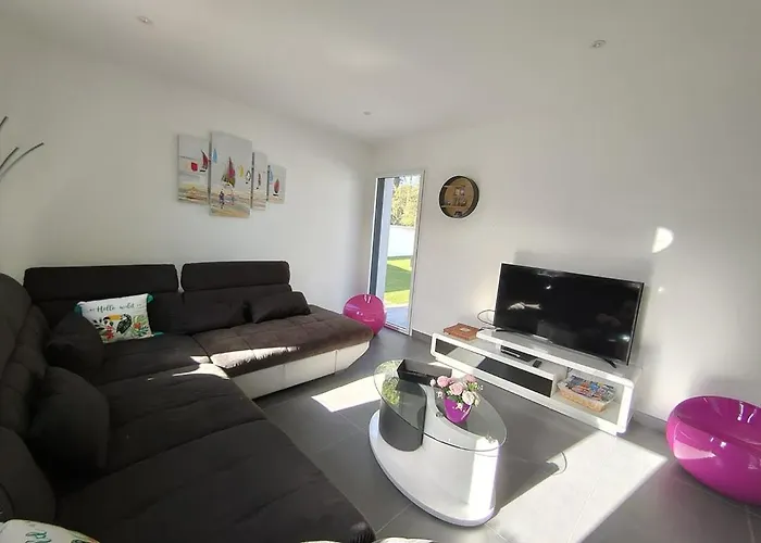 La Moderna De La Pege Vila *