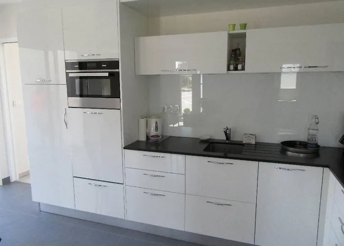 La Moderna De La Pege Vila